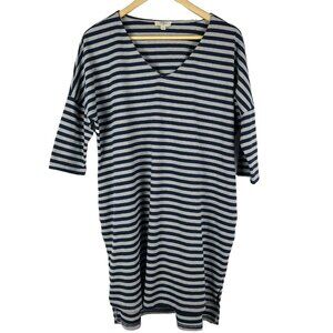 Umgee Dress Womans Size Medium Short Sleeve V Neck Stripe Navy Blue Grey Tunic
